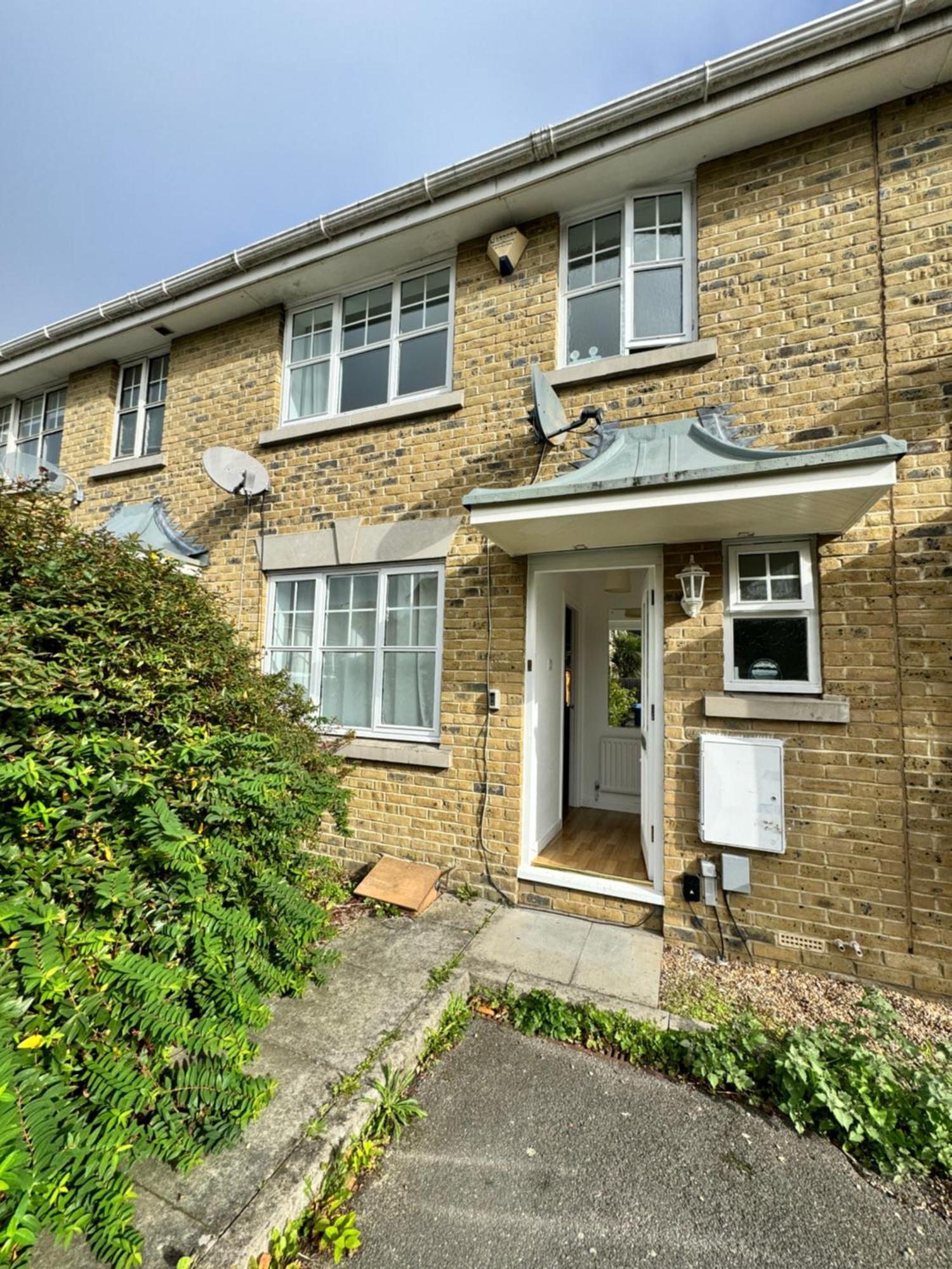 Apartament 3 Bed House With Parking And Garden Near Tower Bridge Londra